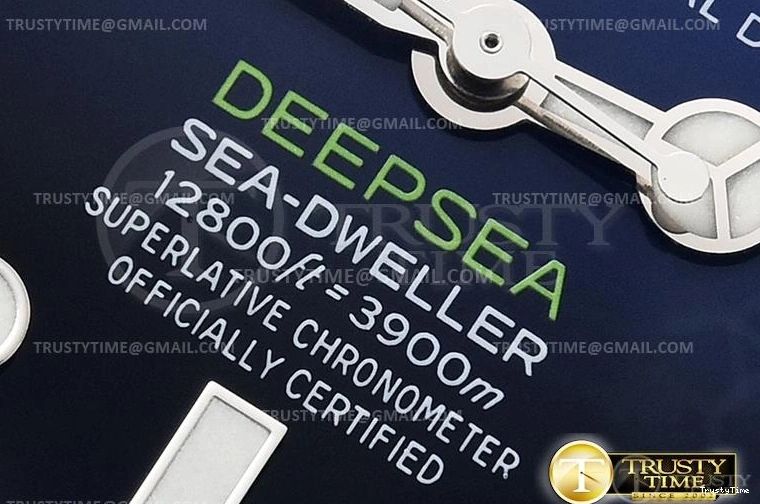 1223 ROLSD097A – Deep Sea Dweller Packable 1017